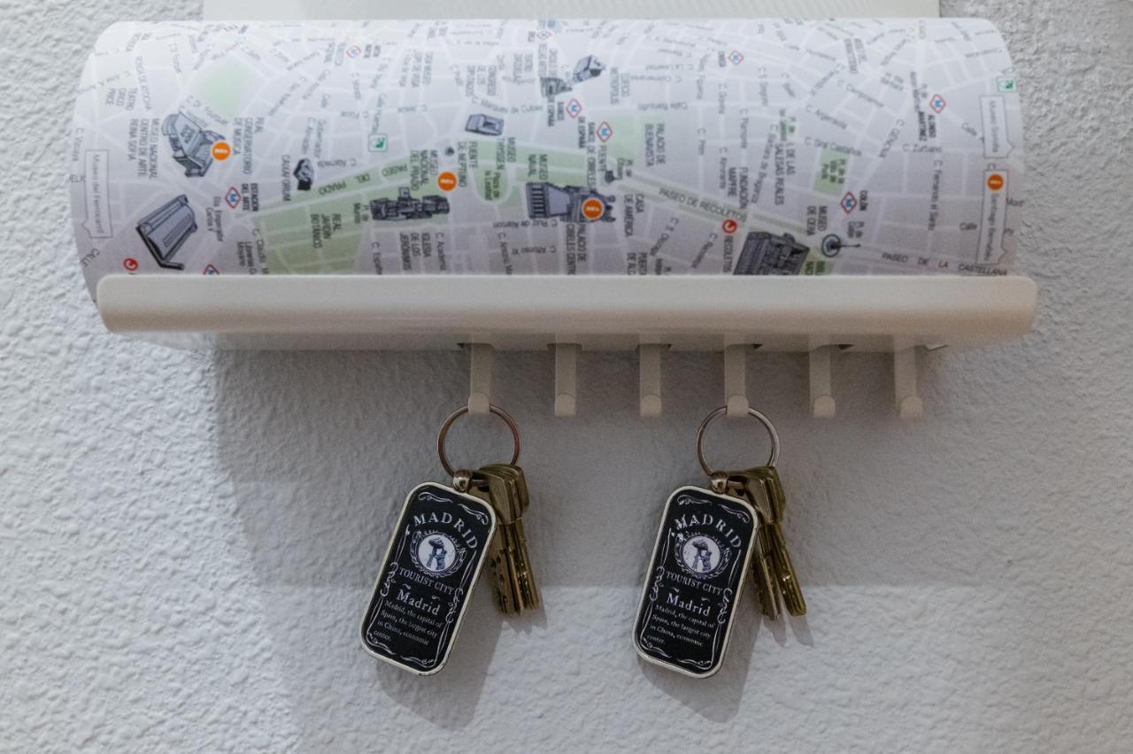 Centrico Apartamento Con 3 Banos En Puerta Del Sol Y Atocha Мадрид Екстериор снимка